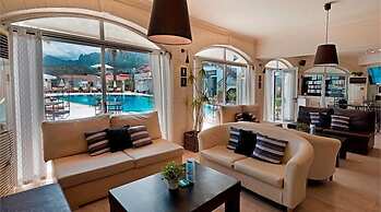 The Hideaway Club