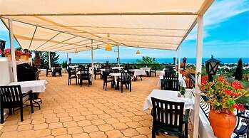 The Hideaway Club