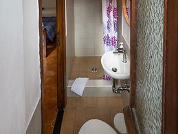 El Nin Apartment with Terrace & AC