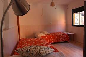 Hostel El Lago Caceres