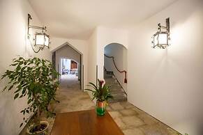 Palazzo Raho