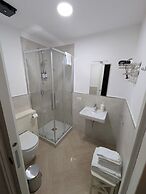 Napoli City Inn