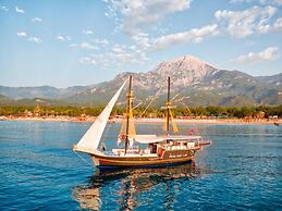 Pirates Beach Club - All Inclusive
