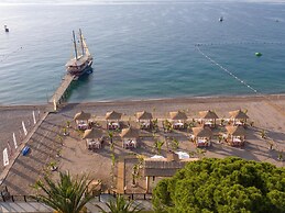 Pirates Beach Club - All Inclusive