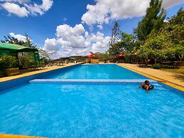 Leleshwa Getaway