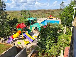 Leleshwa Getaway