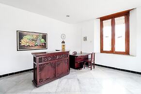 Hotel Limaran 1