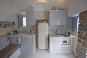 Esperia Luxury Suites