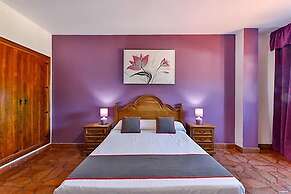Hostal Alfonso XI