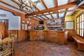 Hostal Alfonso XI