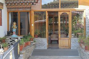 Kisa Villa