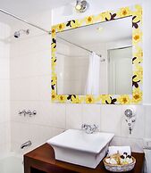 Alwa Standard Hotel Boutique
