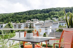 Lumina Apartments