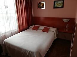 Water Palace Hostal