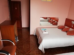 Water Palace Hostal