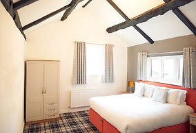 The Kirkfield Hotel