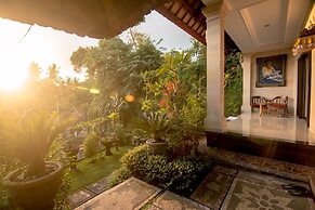 Ubud Wins Bungalow