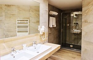 Hot Springs Medical and Spa Hotel
