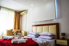 Hotel Ajana