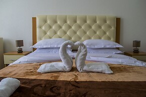 Hotel Ajana