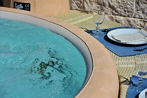 Hotel Ajana