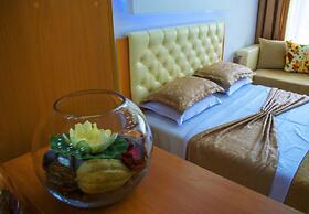 Hotel Ajana