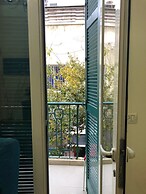 Unique TLV Bauhaus