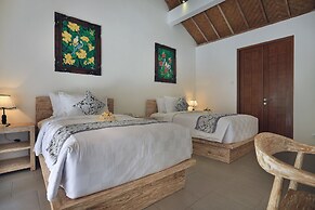 Batu Agung Villas