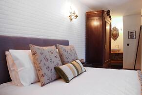 Storytellers Villas