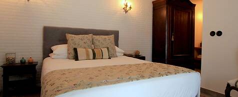 Storytellers Villas