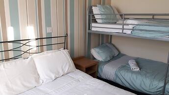 The Hotel Fame