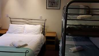 The Hotel Fame