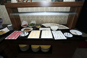 Grand Silay Hotel