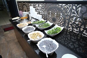 Grand Silay Hotel