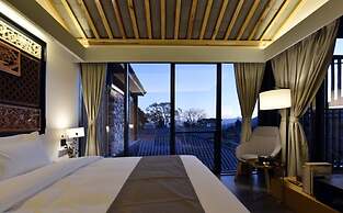 The Rock Hotel