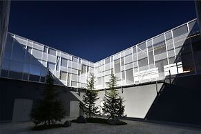 The Rock Hotel