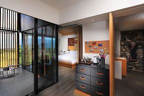 The Rock Hotel
