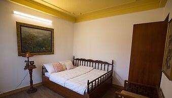 Halley Hostel