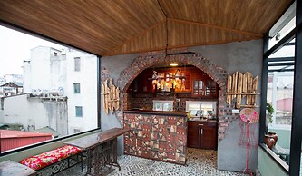 Halley Hostel