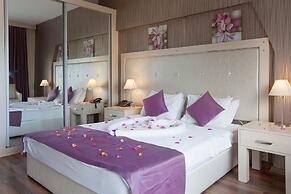 Manolya Hotel