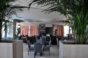 Manolya Hotel
