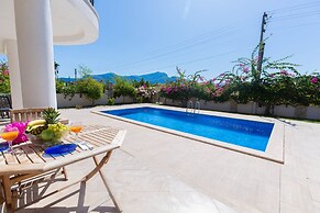 Villa Bahar