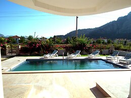 Villa Bahar