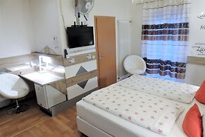 Hotel Garni 4U
