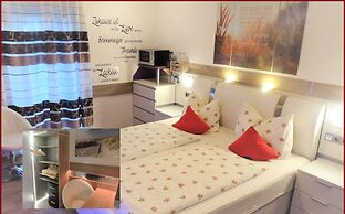 Hotel Garni 4U