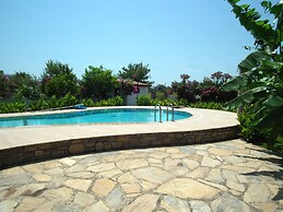 Iris Villa