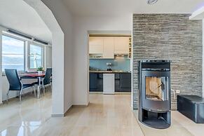 Apartments Marin