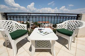 Apartments Marina