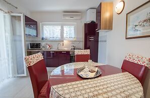 Apartments Marina