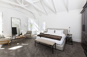 Arambrook Boutique Hotel